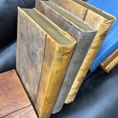 ⭕️イタリア製⭕️レザーブックボックス？置物　アンティークに　の画像