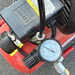 アストロプロダクツ コンプレッサー 39Lの画像