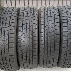 工賃込み　ダンロップ製２０２３年冬タイヤ１８５／６５Ｒ１５　４本セットの画像