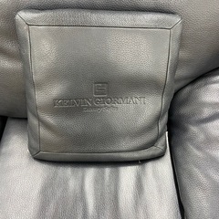 【トレファクラパーク岸和田店】KELVIN  GIORMANIの三人掛けソファーが新入荷しました！の画像
