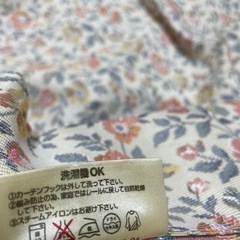 花柄カーテンの画像