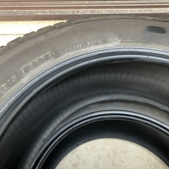 【ホイール無し】スタッドレスタイヤ　ブリジストン VRX（185/65R15）の画像