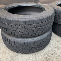 【ホイール無し】スタッドレスタイヤ　ブリジストン VRX（185/65R15）の画像