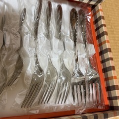 ダックスカトラリーセット20本の画像