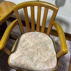 マルニダイニングチェアー（回転椅子）4脚の画像