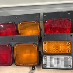 新車外し❗️テールランプまとめ売り　オマケアリ❗️の画像