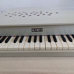 KAWAI 子どもピアノの画像