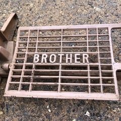 ブラザーミシン足踏み台の画像