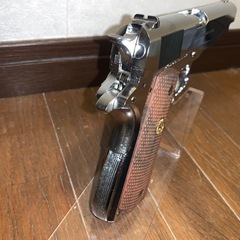 購入者決定　東京マルイ　コルト　ガバメント　M1911A1   ニッケルフィニッシュの画像
