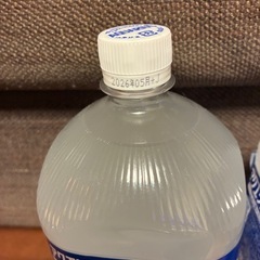 アクエリアス2リットル　２本の画像