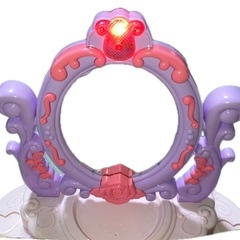 玩具ドレッサーの画像