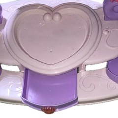 玩具ドレッサーの画像