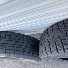 スタッドレスタイヤ195/65R15の画像