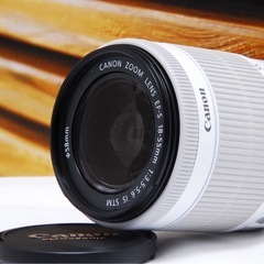 人気のホワイト！ Canon EOS kiss X7 スマホ転送 STMレンズの画像