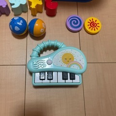知育玩具　0.1.2歳　美品の画像
