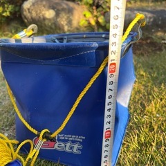 釣りバケツの画像