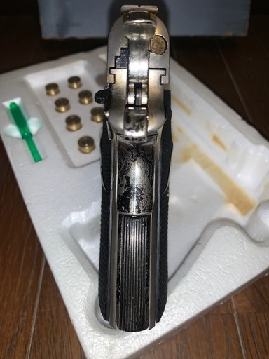 購入者決定　鈴木製作所　樹脂製モデルガン　コルト　ガバメント　M1911A1   ニッケルフィニッシュ