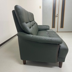 3人掛けソファ
の画像