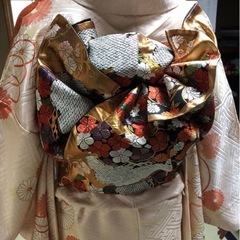 振袖一式　帯　長襦袢　帯あげ　帯締め一式　かんざしも別でお売りしていますの画像