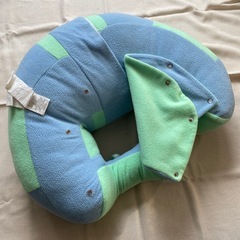 HUGABOO ベビークッションベビーチェアお座り練習クッションの画像