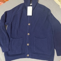 新品タグ付きZARAパーカー付きセーターカーディガンネイビー色Lサイズの画像