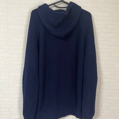 新品タグ付きZARAパーカー付きセーターカーディガンネイビー色Lサイズの画像