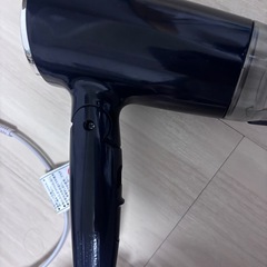 Travonドライヤーの画像