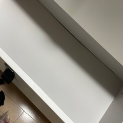 ヨーロッパ製のタンスの画像