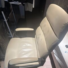 ワークチェア(ファスKD IV)の画像