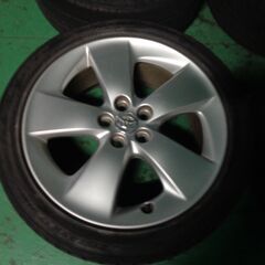 ☆プリウス純正17インチアルミホイール　H100 7J 5H 205や235サイズです。の画像