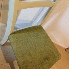 ダイニングテーブルの画像