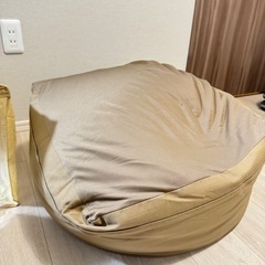 ビーズソファ　クッションの画像
