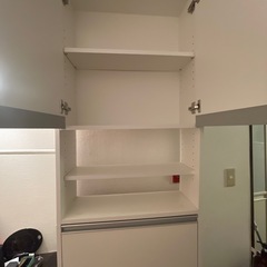 スリム収納棚の画像