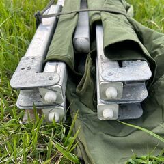 米軍　折りたたみベットの画像