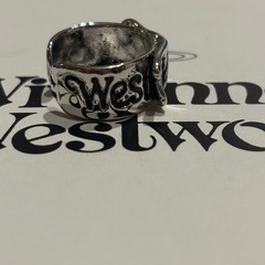 Vivienne Westwoodリングの画像