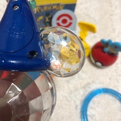 光るおもちゃ　ディズニー　ポケモンの画像