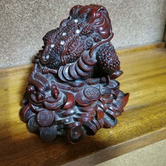 置き物　ガマの画像