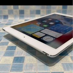 iPad Air2 シルバーの画像