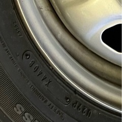 175/65R14 ダンロップ スタッドレスタイヤの画像