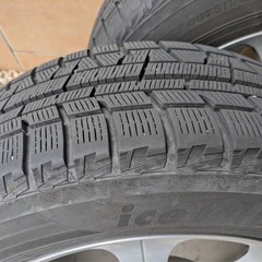 15インチ　スタッドレスタイヤ　ホイール付き　の画像