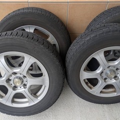 15インチ　スタッドレスタイヤ　ホイール付き　の画像