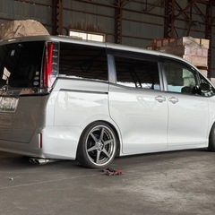 ワーク　ジーストST1 19インチの画像