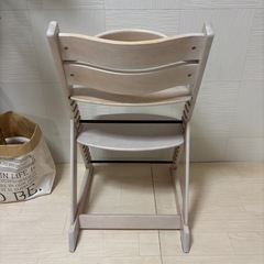 ベビーチェア・ダイニングチェア・の画像