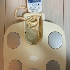 オムロン体重計の画像