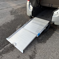 自社ローンあり！ガソリン100リットルプレゼント✨車検たっぷり✨ピラーレス✨スロープ付き✨ダイハツ☆タント☆スローパー☆660cc☆4人乗り☆の画像