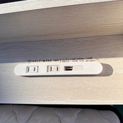 モダンデコ セミダブルベッド マットレス付き USB・コンセント付きの画像