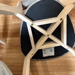 lowya ダイニングテーブル【12/19(金)夜or12/20(土)午前受取のみ】の画像