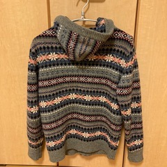 フードカーディガンの画像