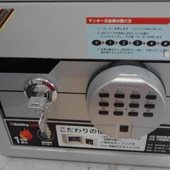 コストコ商品番号　68632　セントリー指紋認証式耐火金庫 15リットル JBS-F310　A17999の画像