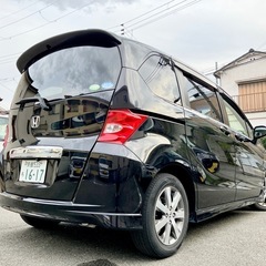 大阪発 ホンダ フリード 両側スライドドア 人気の7人乗り 車検満タンですぐ乗れます！の画像